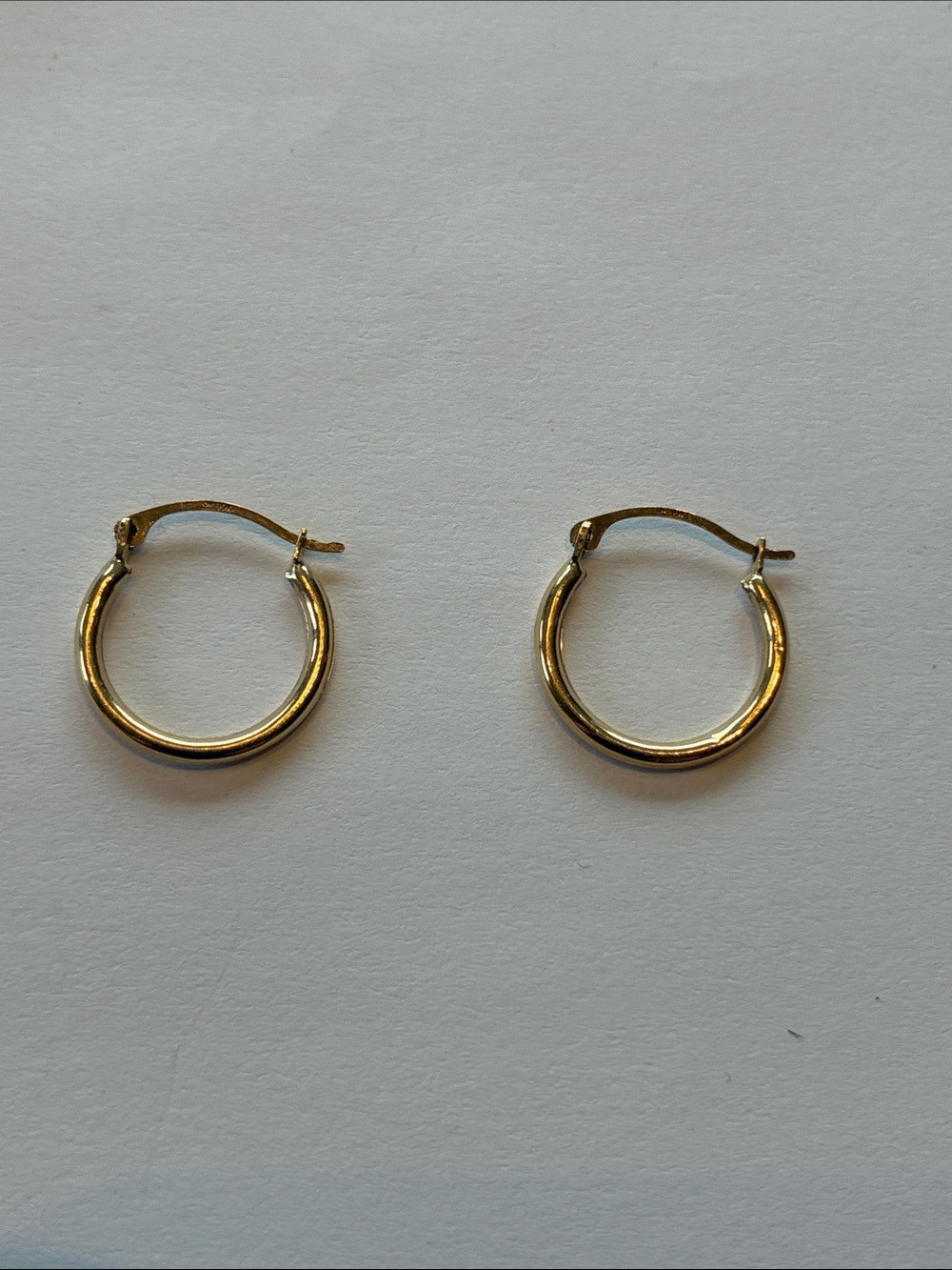 Classic Small 10K Gold Hoop Earrings - .33 Grams.
